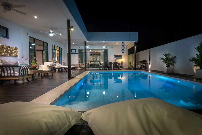 Außergewöhnliche Lifestyle Pool-Villa, fully furnished